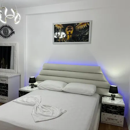 Cosy 2br Near Airport - Self Check-in 24hr Tirana