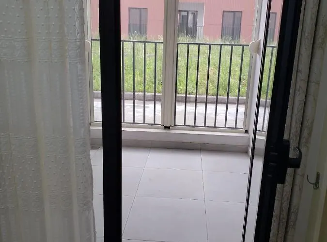 Cosy 2br Near Airport - Self Check-in 24hr Apartamento